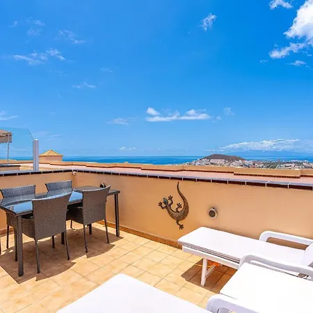 Floor View By Altamarhomes Apartament
