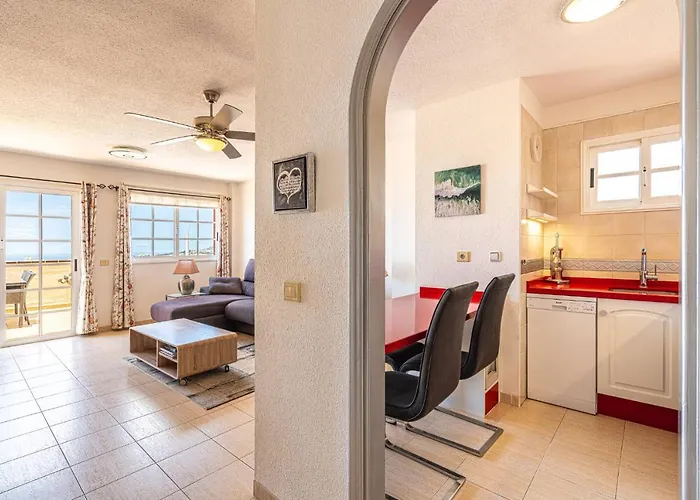 Апартаменты Floor View By Altamarhomes